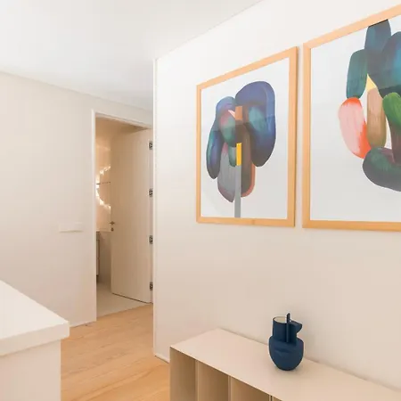 Artsy 3bdr Duplex By Lovelystay * Лиссабон