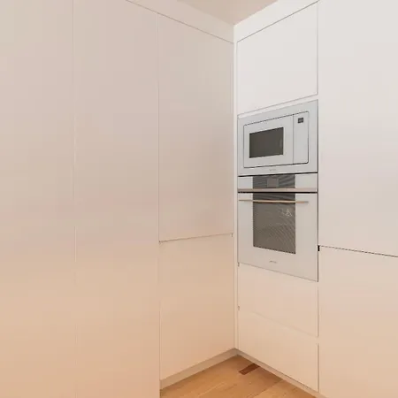 Daire Artsy 3bdr Duplex By Lovelystay Lisboa